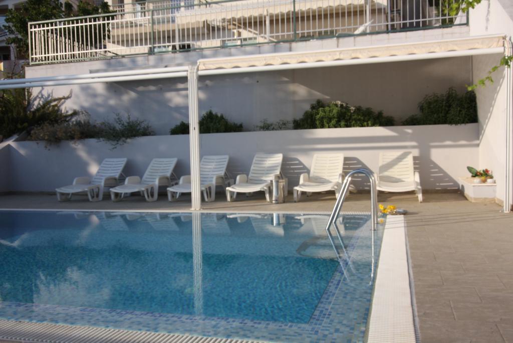 Mimice Bay Apartments Buitenkant foto