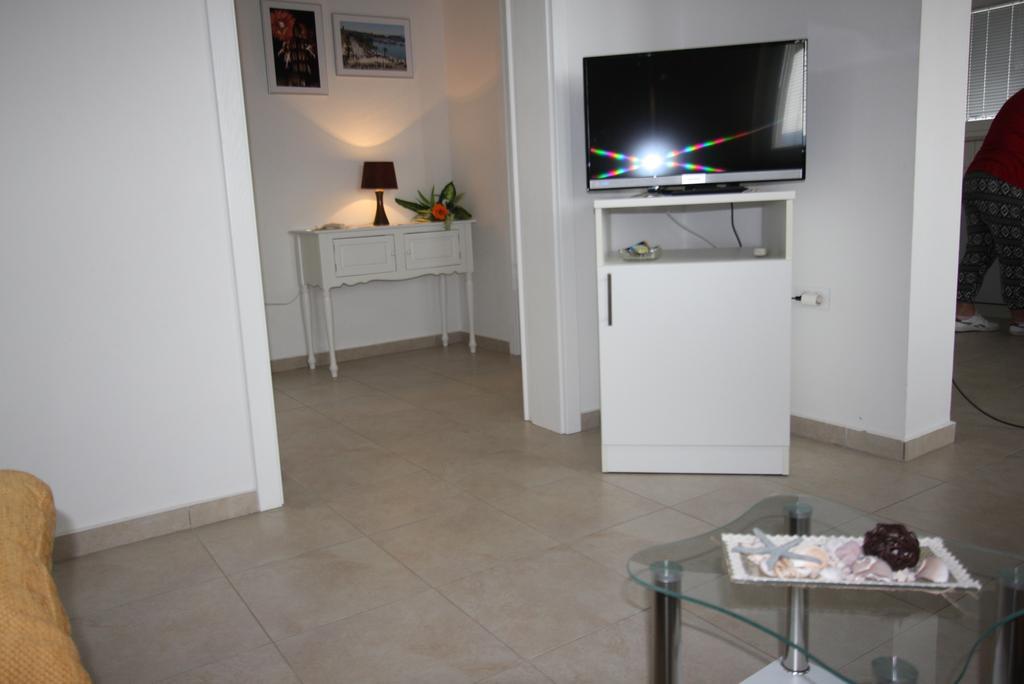 Mimice Bay Apartments Buitenkant foto