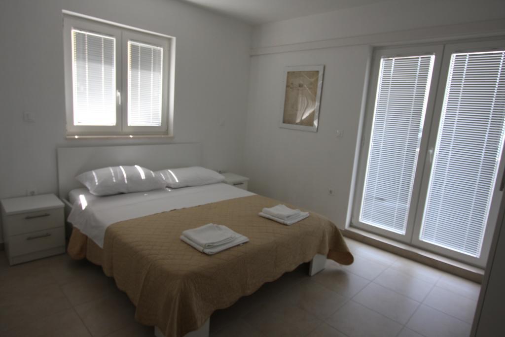 Mimice Bay Apartments Buitenkant foto